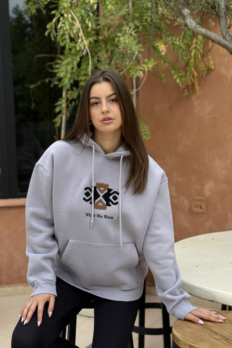 FLUFFY ONE COLOR FRONT LOGO WOMEN HOODIE LIGHT GREY/GZ - 2