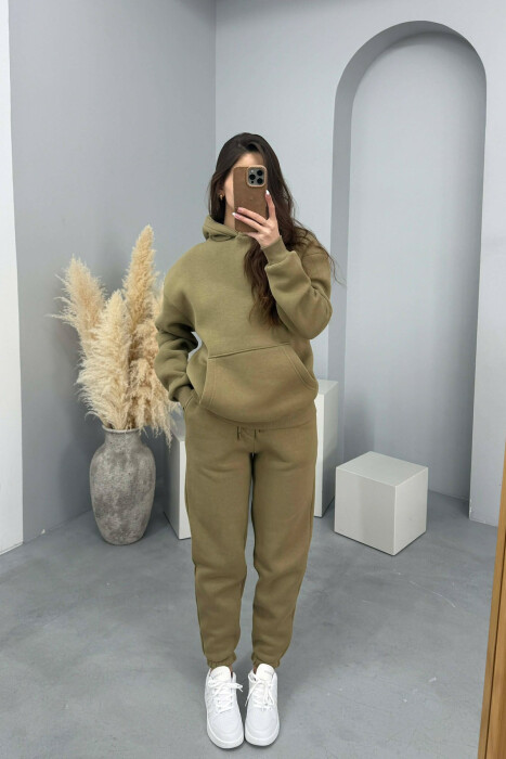 SET NJE NGJYRESH ME PUSH HOODIE+TUTA PER FEMRA NE NGJYRE ULLI 