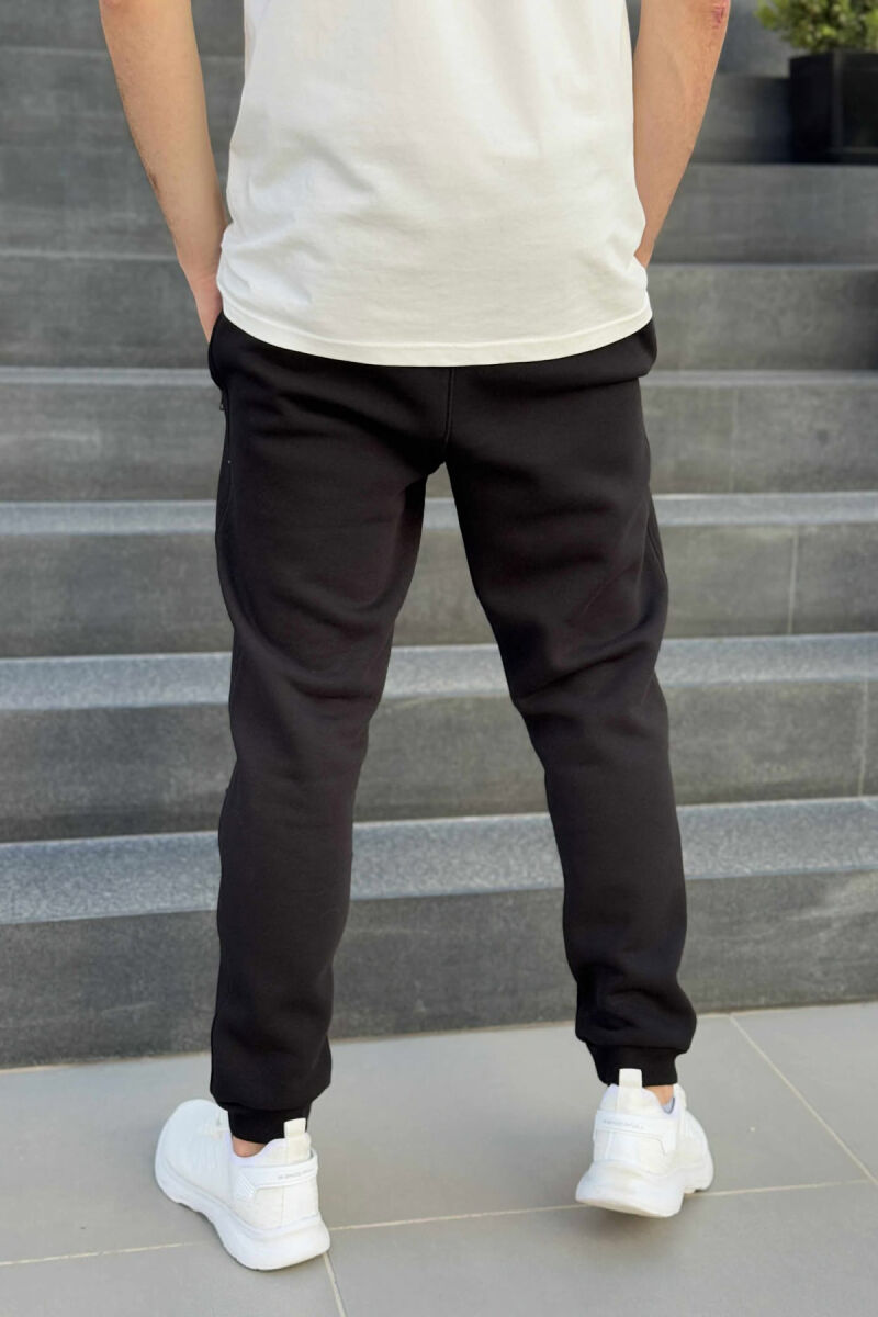 FLUFFY ZIPPER POCKETS ONE COLOR MEN JOGGERS BLACK/ E ZEZE - 4