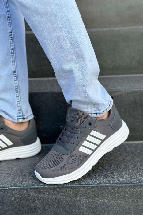 FOUR STRIPE DESIGN PLATFORM MEN SNEAKERS GREY-WHITE/GRBA - 2