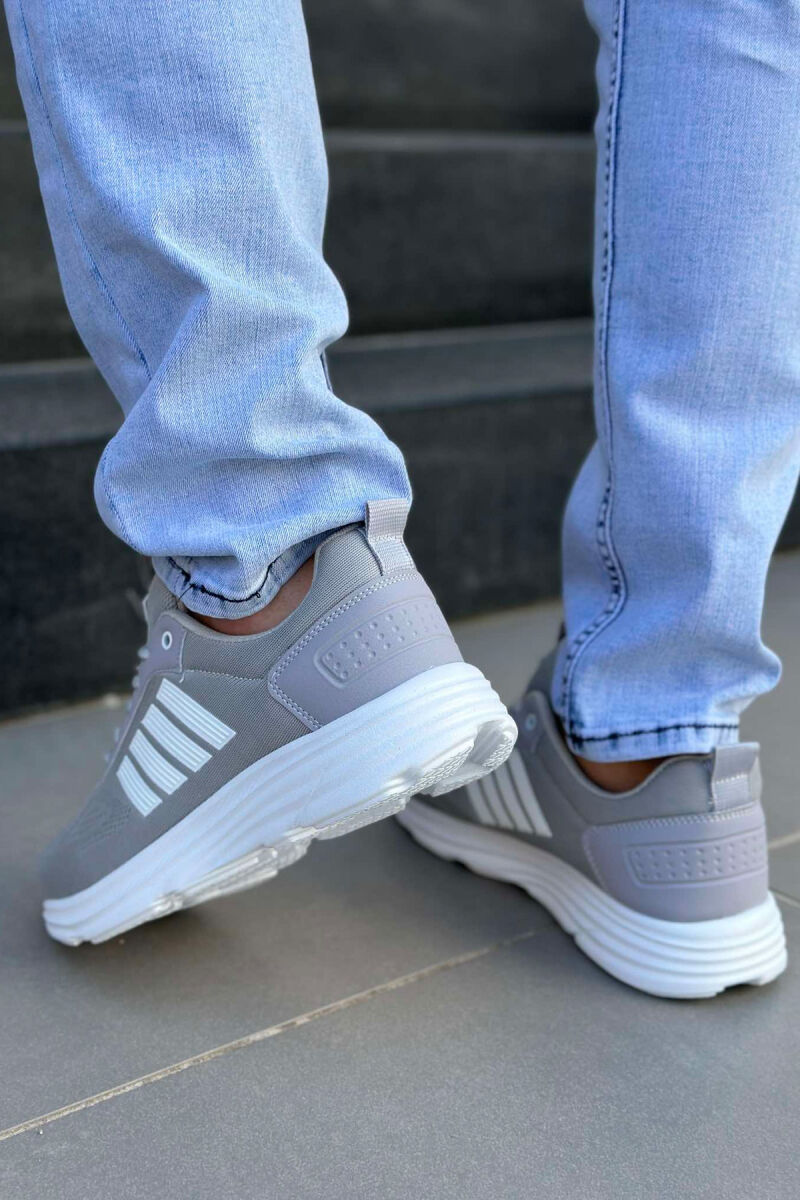 FOUR STRIPE DESIGN PLATFORM MEN SNEAKERS LIGHT GREY/GZ - 2