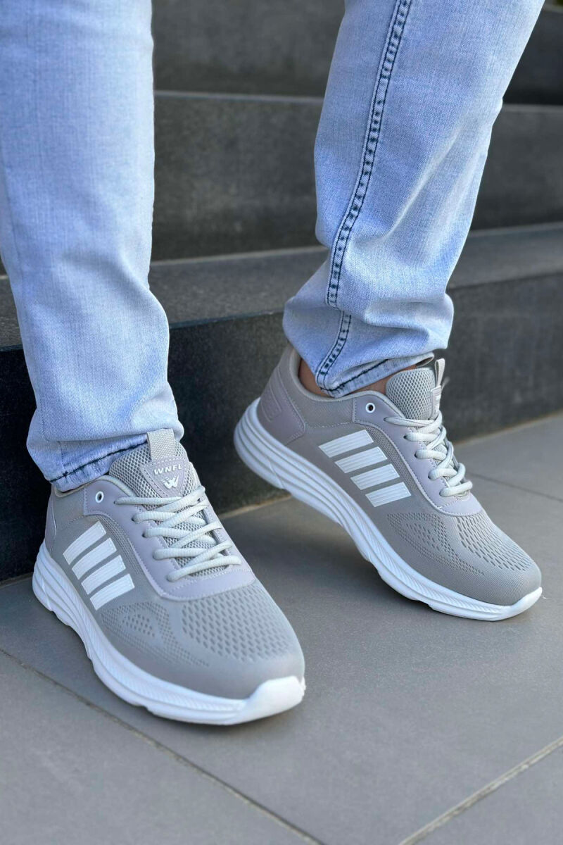 FOUR STRIPE DESIGN PLATFORM MEN SNEAKERS LIGHT GREY/GZ - 3