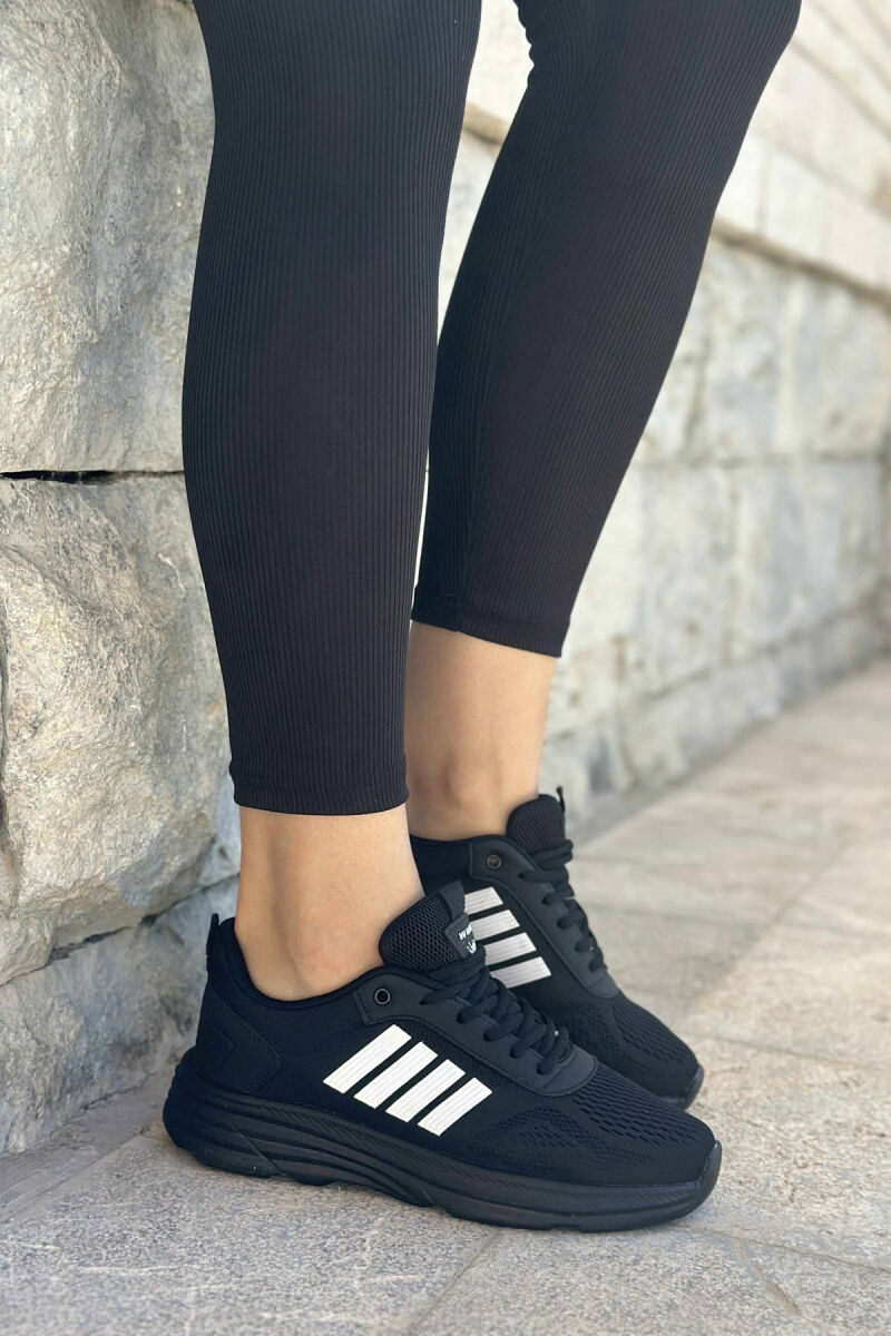 FOUR STRIPES PLATFORM SIMPLE WOMEN SNEAKERS BLACK-BLACK-WHITE/ZZB - 3