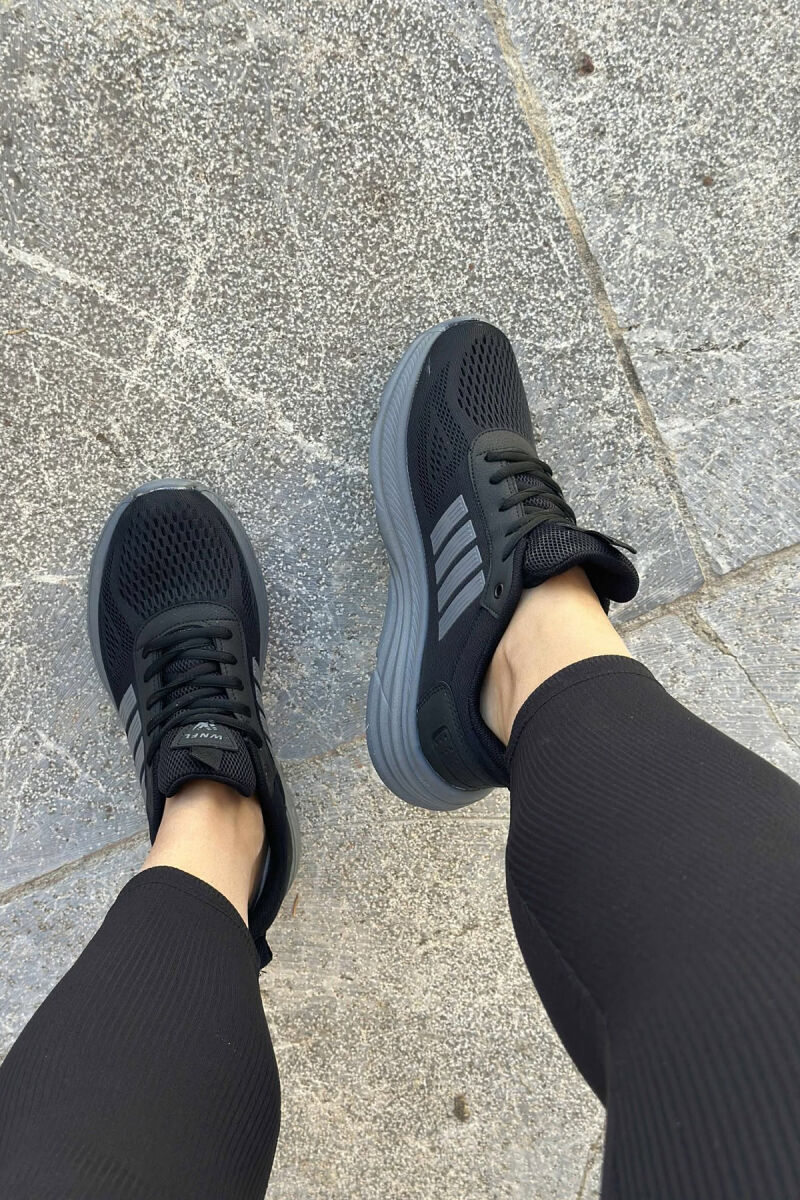 FOUR STRIPES PLATFORM SIMPLE WOMEN SNEAKERS BLACK-GREY/ZEGR - 4