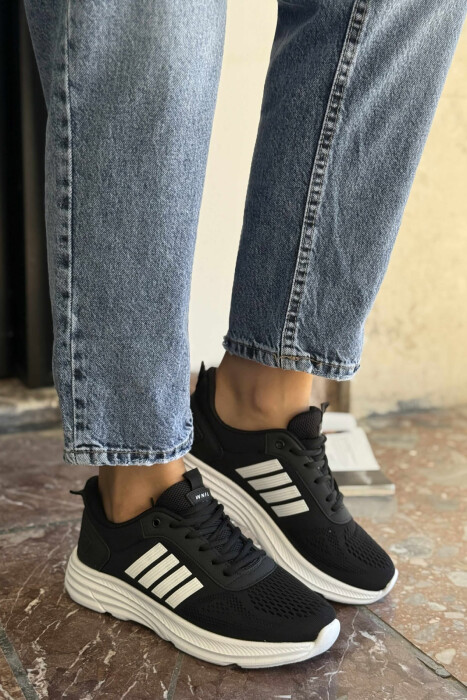 FOUR STRIPES PLATFORM SIMPLE WOMEN SNEAKERS BLACK-WHITE/ZEBA 