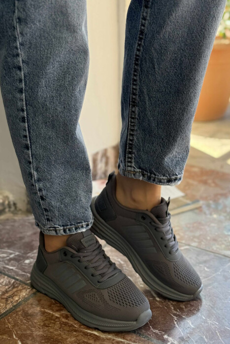 FOUR STRIPES PLATFORM SIMPLE WOMEN SNEAKERS GREY/GRI 