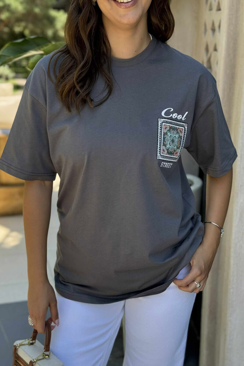 FRONT & BACK IMAGE SIMPLE WOMEN T-SHIRT + 6 PAIR SOCKS DARK GREY/GEE - 2