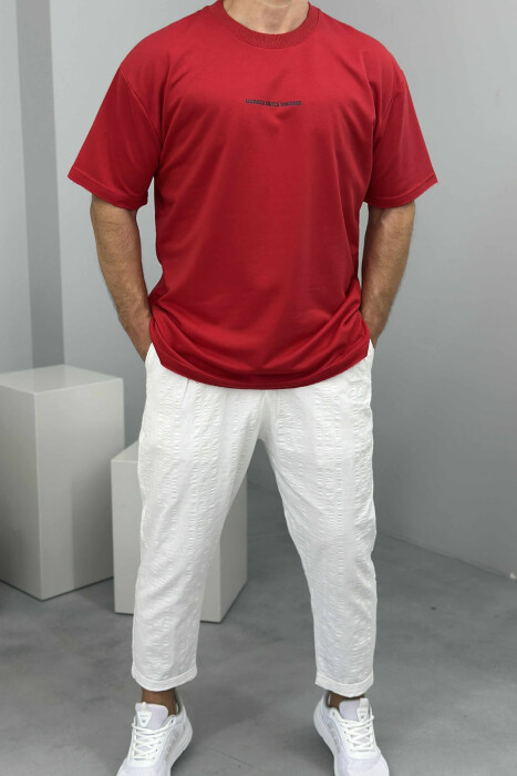 T-SHIRT I THJESHTË ME SHKRIME PËR MESHKUJ NË NGJYRËN E KUQE 