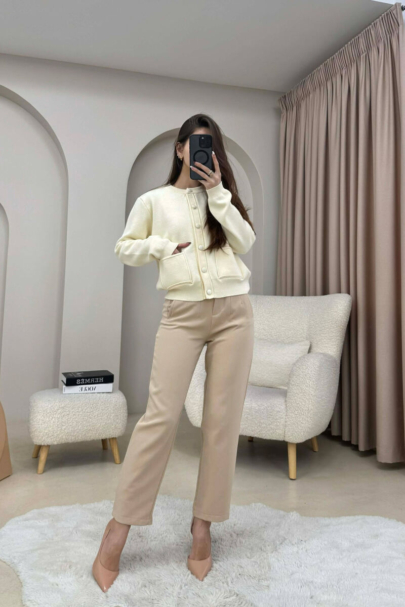 FRONT POCKET ROUND NECK WOMAN CARDIGAN CREAM/KREM - 3