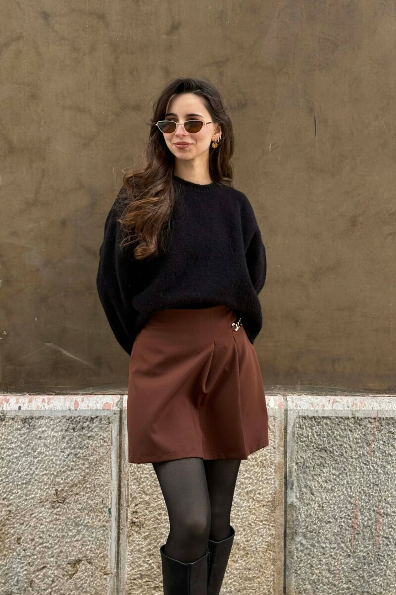 FUND PANTALLONE I THJESHTE ME DETAJE ZINXHIRASH PER FEMRA NE NGJYRE KAFE - 7