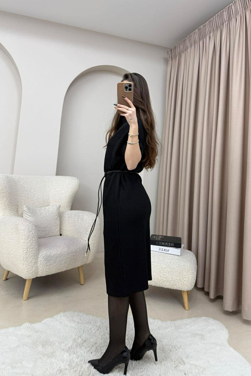 FUSTAN I GJATE ME MENGE TE SHKURTRA DHE ME DETAJIN E LIDHESES PER FEMRA NE NGJYRE TE ZEZE - 3