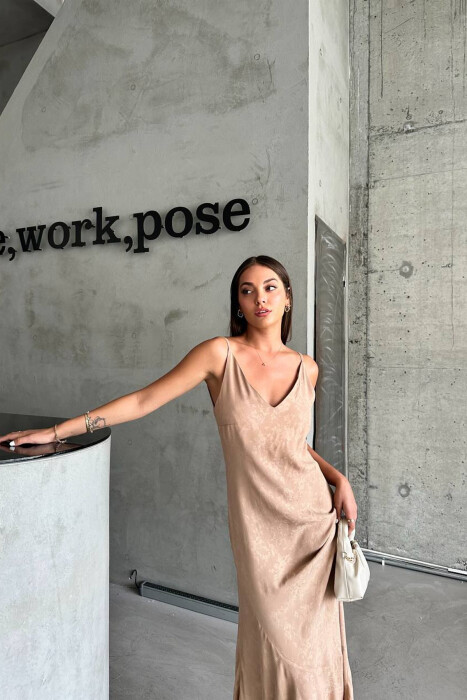 FUSTAN I GJATE NJE NGJYRESH PER FEMRA NE NGJYRE BEZHE - 4