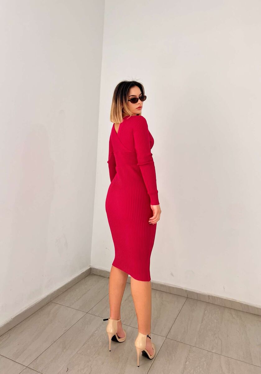 FUSTAN I GJATË NJË NGJYRËSH PËR FEMRA NË NGJYRËN CIKLAMI - 7