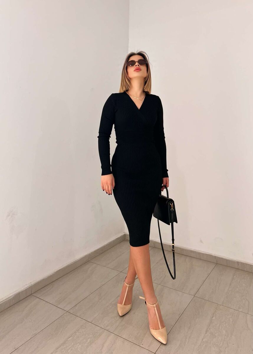 FUSTAN I GJATË NJË NGJYRËSH PËR FEMRA NË NGJYRËN E ZEZË - 6