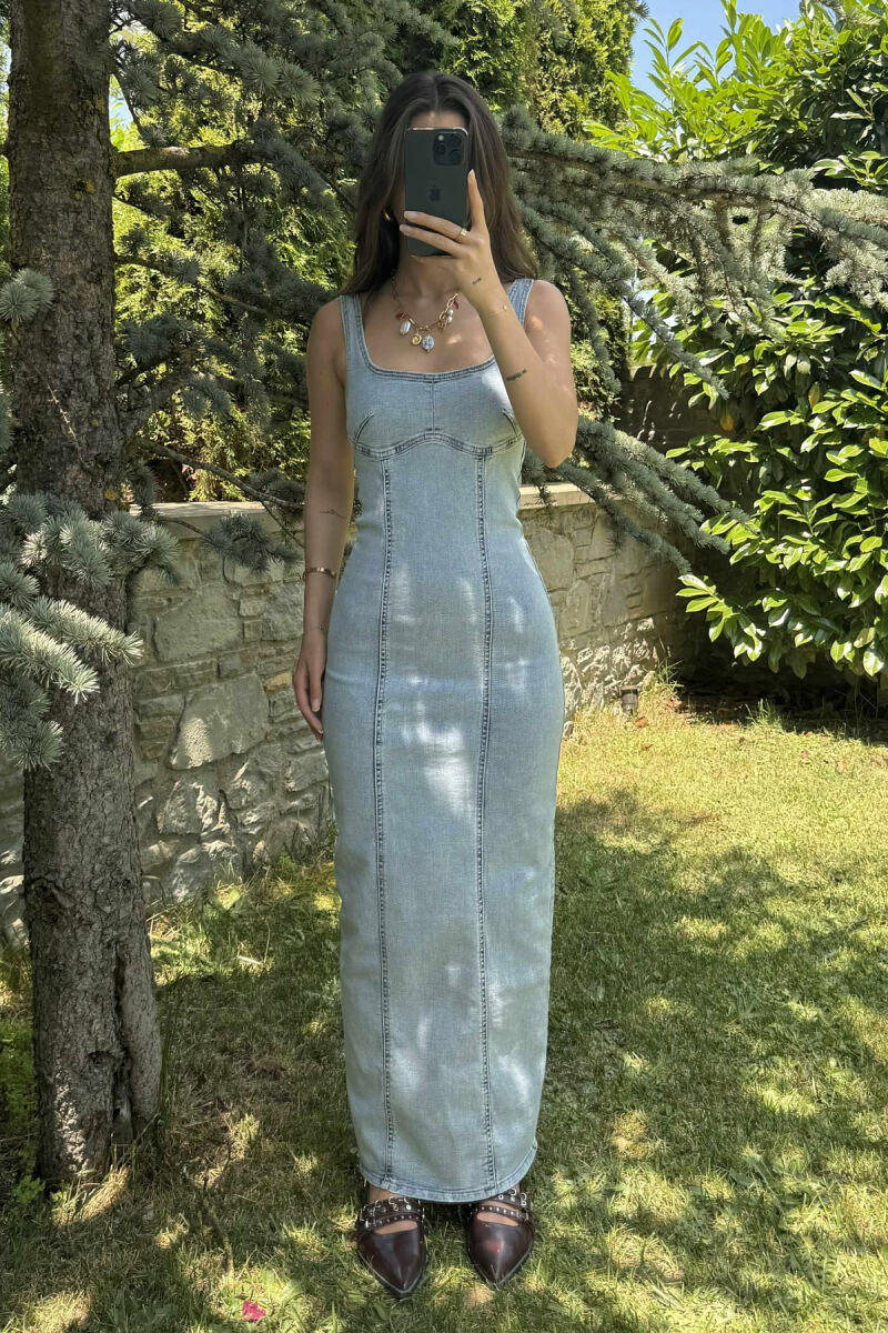 FUSTAN I GJATË XHINS PËR FEMRA NË NGJYRËN BLU E ZBARDHUR - 1