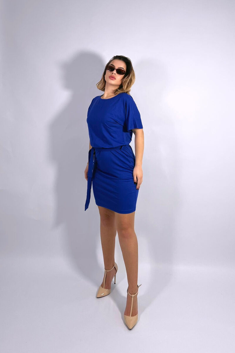 FUSTAN I THJESHTË ME DETAJIN E LIDHSES PËR FEMRA NË NGJYRËN BLU - 2