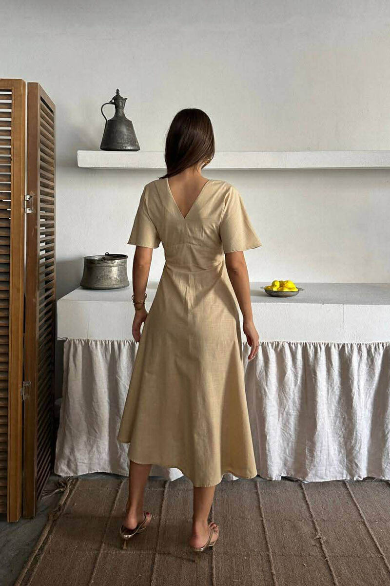 FUSTAN NJE NGJYRESH ME JAKE V DHE ME KOPSA PER FEMRA NE NGJYRE BEZHE - 3