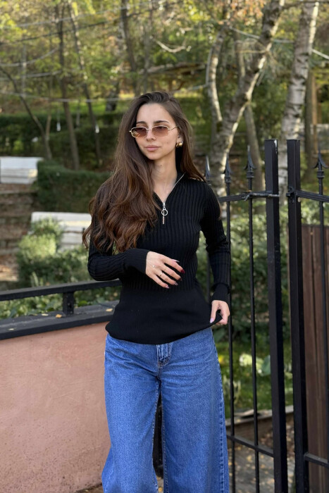 GJYSËM GOLF PËR FEMRA ME ZINXHIR NË NGJYRË TË ZEZË 