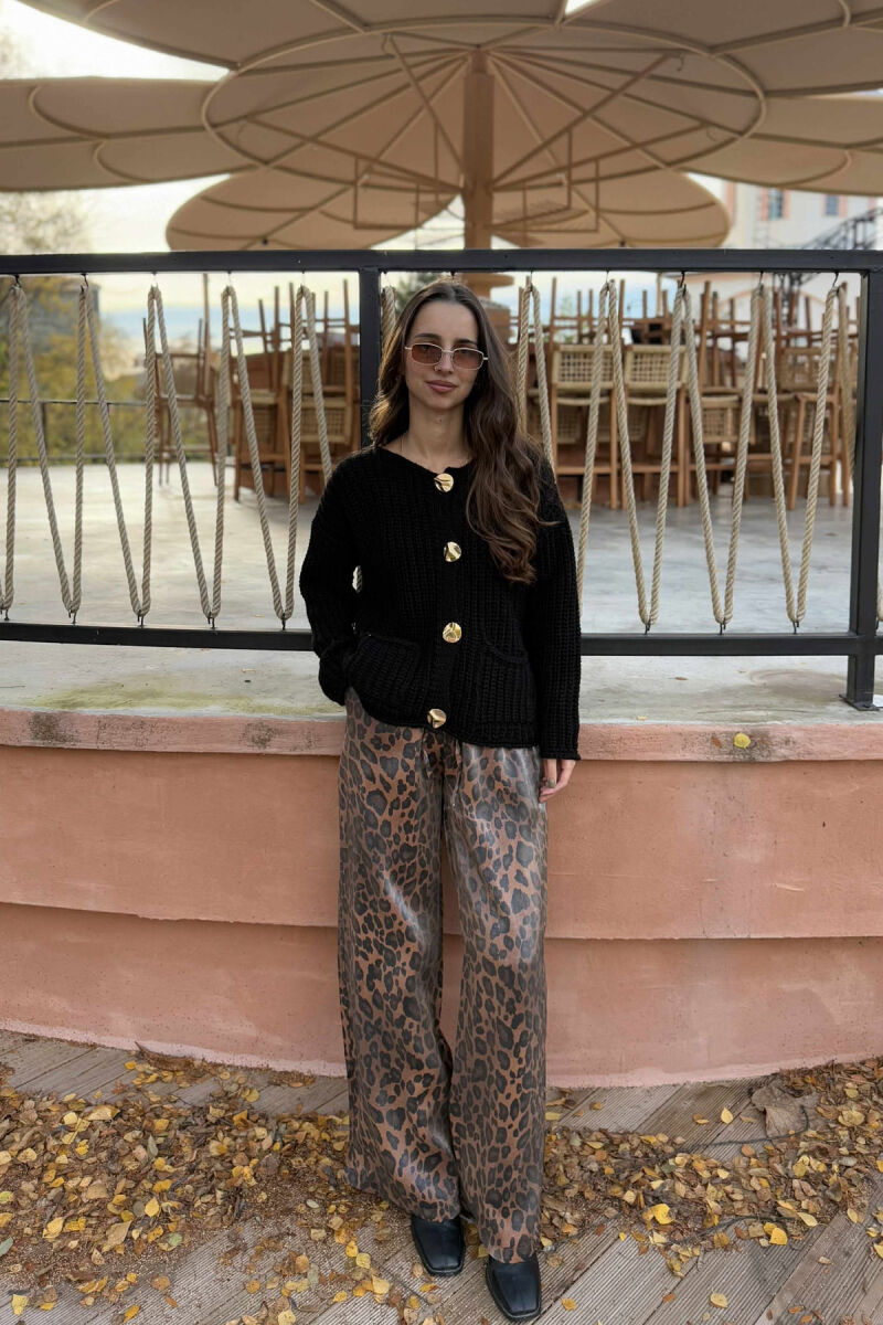 GOLD BUTTONS KNITTED ONE COLOR WOMEN CARDIGAN BLACK/ E ZEZE - 10