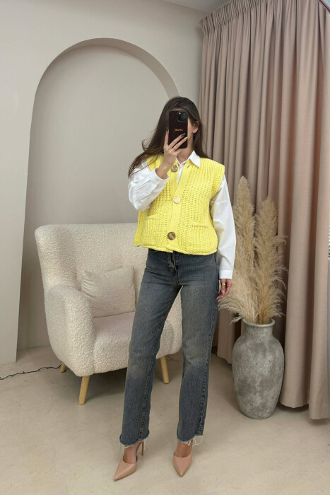 GOLD BUTTONS SIMPLE KNIT WOMEN VEST YELLOW/E VERDHE - 3