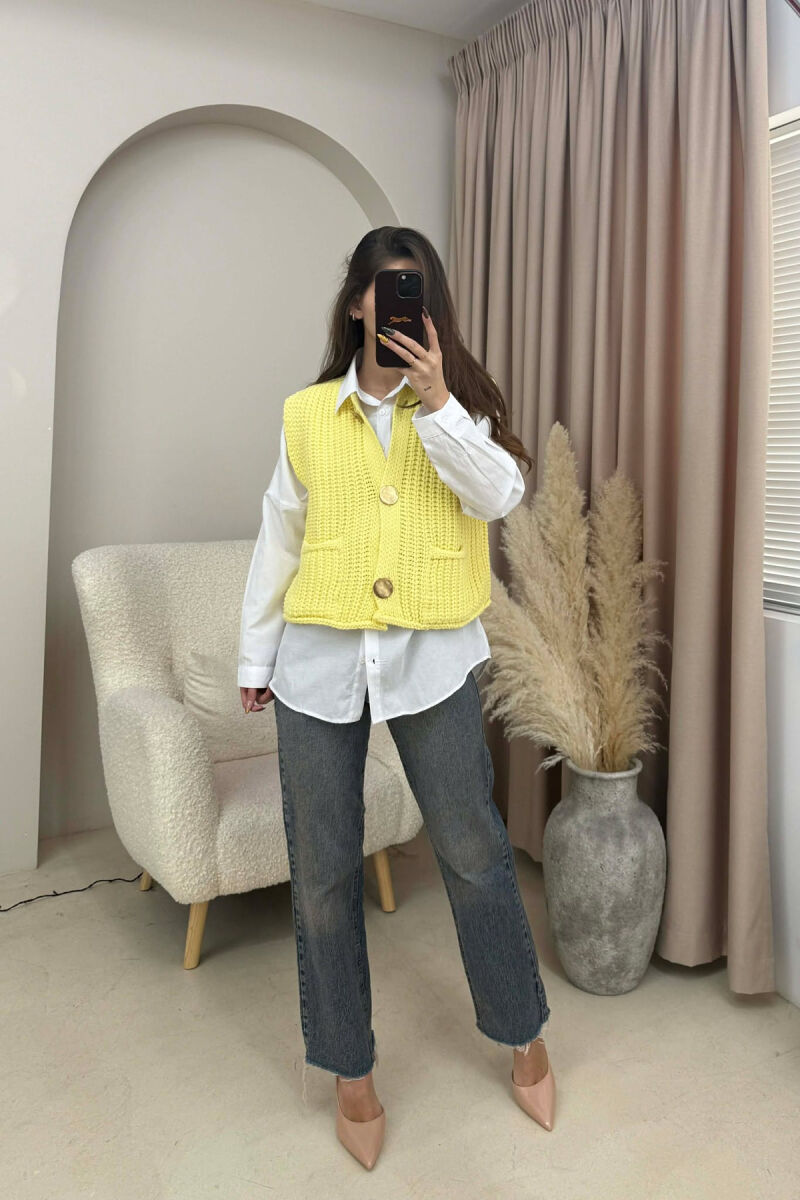 GOLD BUTTONS SIMPLE KNIT WOMEN VEST YELLOW/E VERDHE - 2