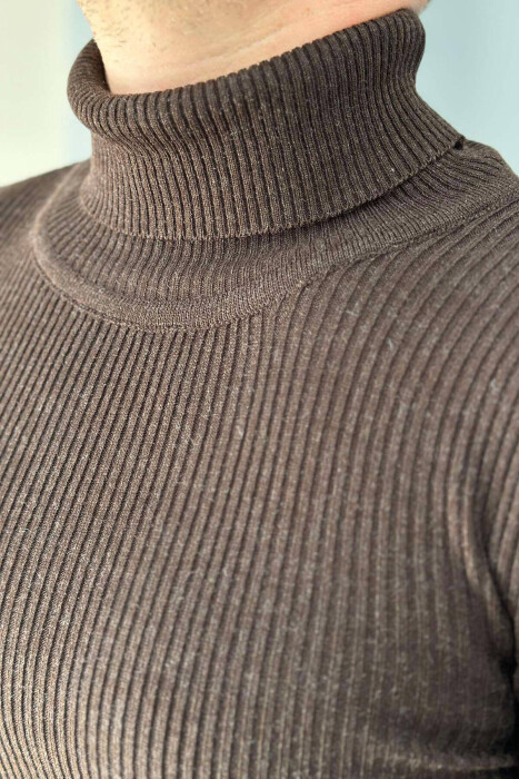 GOLF PER MESHKUJ NË NGJYRË KAFE E ERRËT - 2