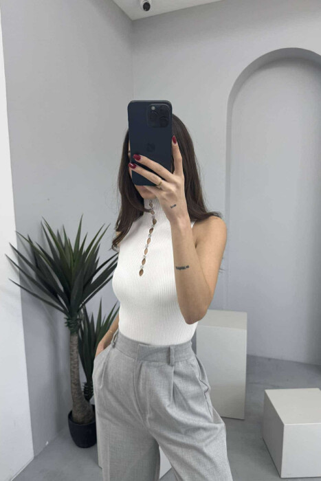 HIGH NECK SHINY STONES WOMEN TANK TOP WHITE-E BARDHE - 4