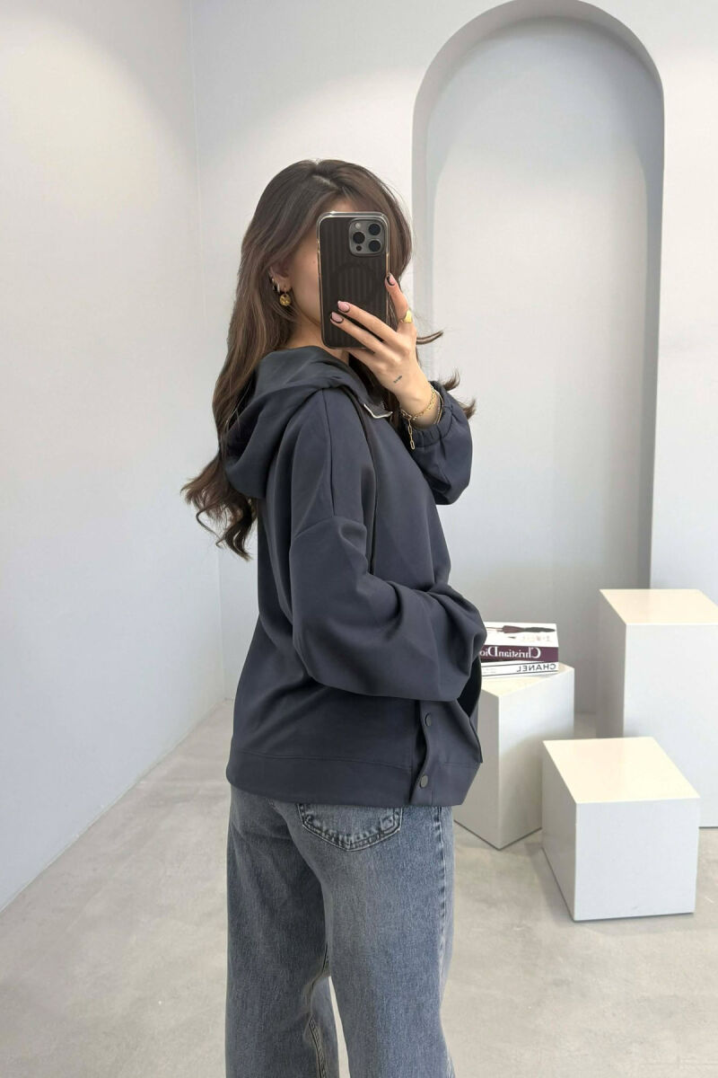 HODDIE PER FEMRA NE NGJYRE GRI TE ERRET - 3