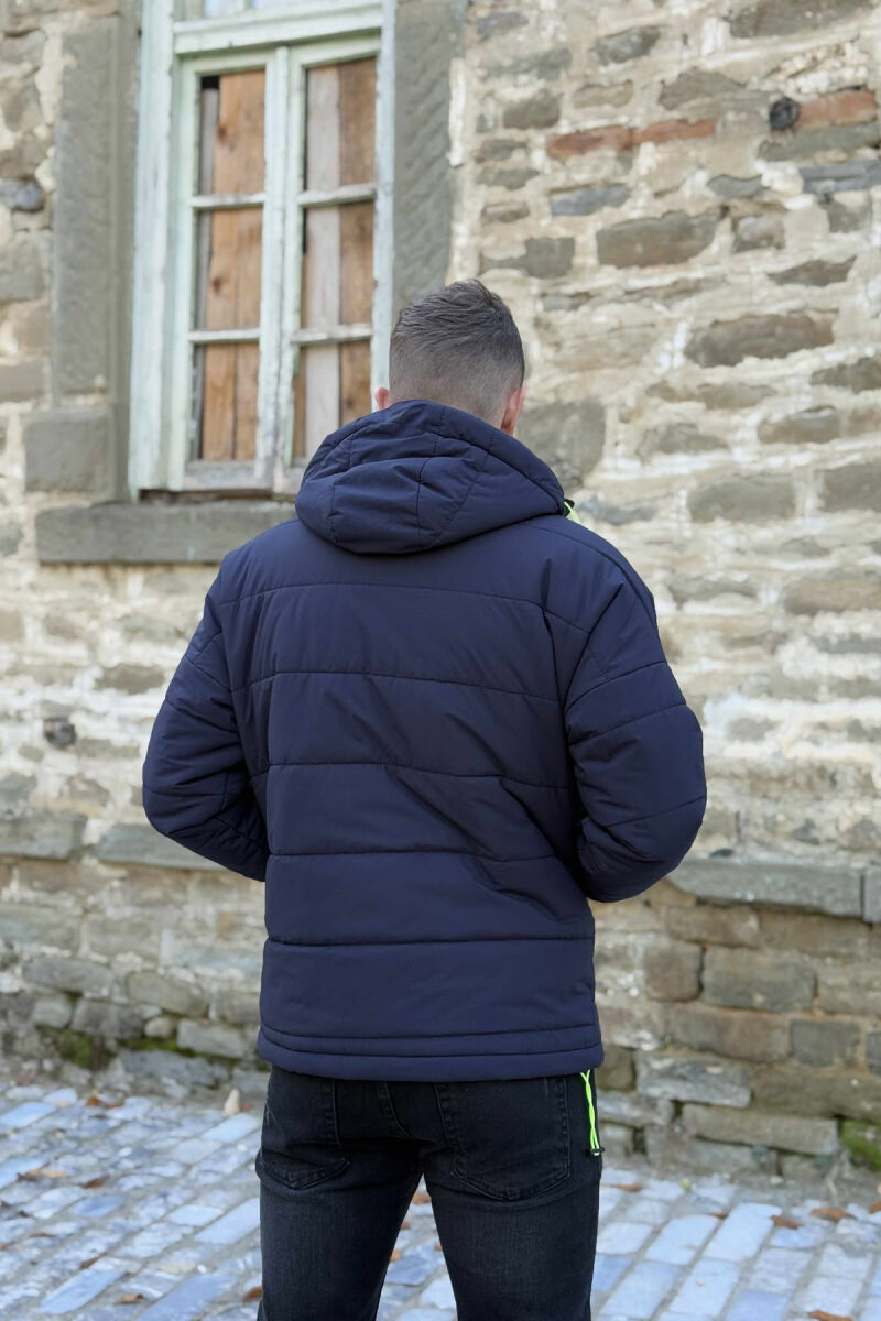 HOODED MEN PUFFER JACKET DARK BLUE/BEE - 5