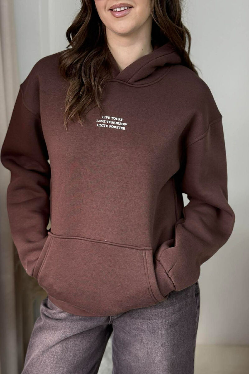 HOODIE ME PUSH DHE SHKRIME NE PJESEN PARA PER FEMRA NE NGJYRE KAFE TE ERRET - 4