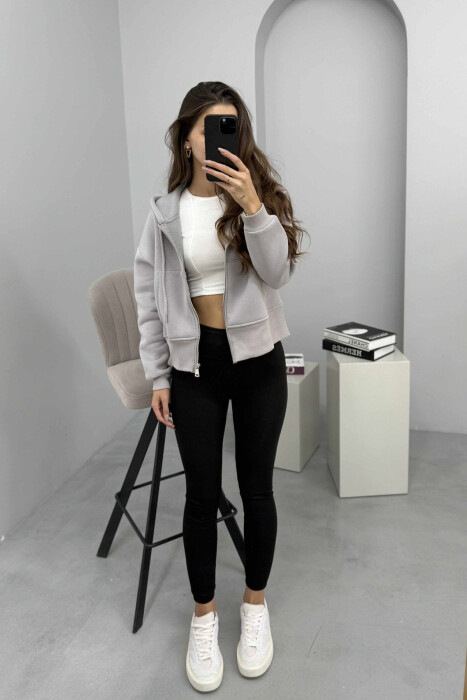 HOODIE ME ZINXHIR DHE ME PUSH NJË NGJYRËSHE PËR FEMRA NË NGJYRËN GRI 