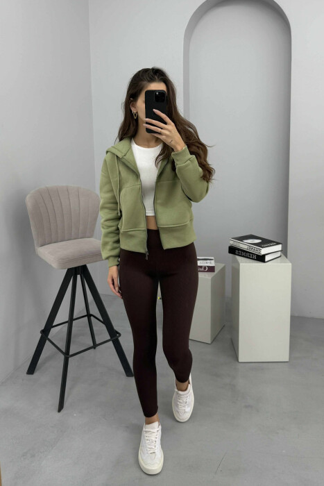 HOODIE ME ZINXHIR DHE ME PUSH NJË NGJYRËSHE PËR FEMRA NË NGJYRËN MENTE 