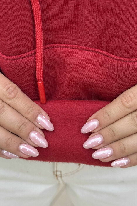 HOODIE NJË NGJYRËSHE ME PUSH DHE ME SHKRIME NË PJESËN PARA PËR FEMRA NË NGJYRË TË KUQE - 5