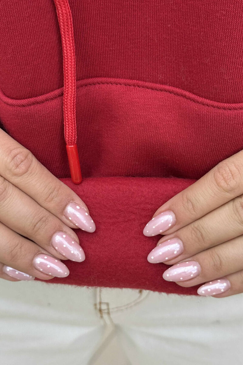 HOODIE NJË NGJYRËSHE ME PUSH DHE ME SHKRIME NË PJESËN PARA PËR FEMRA NË NGJYRË TË KUQE - 5