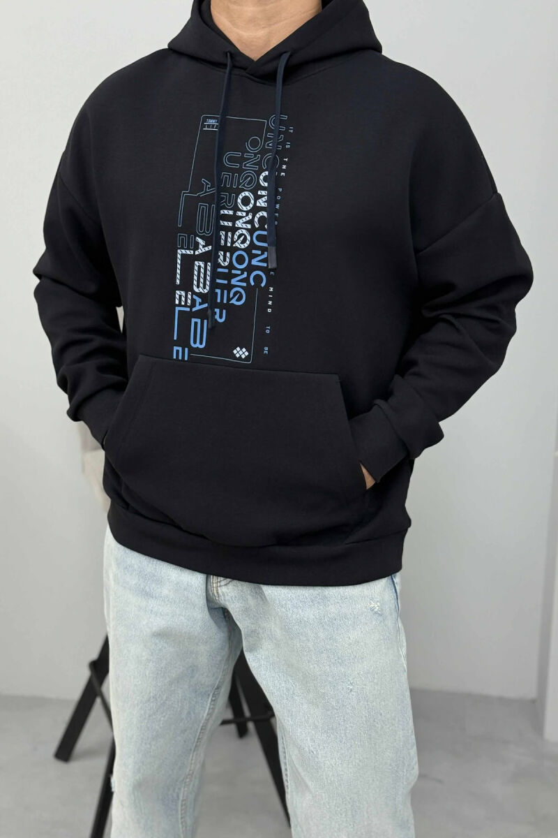 HOODIE NJËNGJYRËSHE ME DIZANJ PARA PËR MESHKUJ NË NGJYRËN BLU TË ERRËT - 1