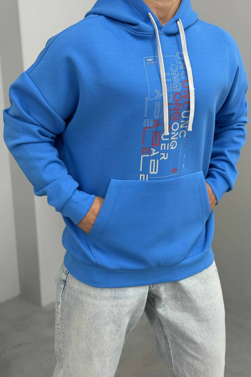 HOODIE NJËNGJYRËSHE ME DIZANJ PARA PËR MESHKUJ NË NGJYRËN BLU TË ZBARDHUR - 1