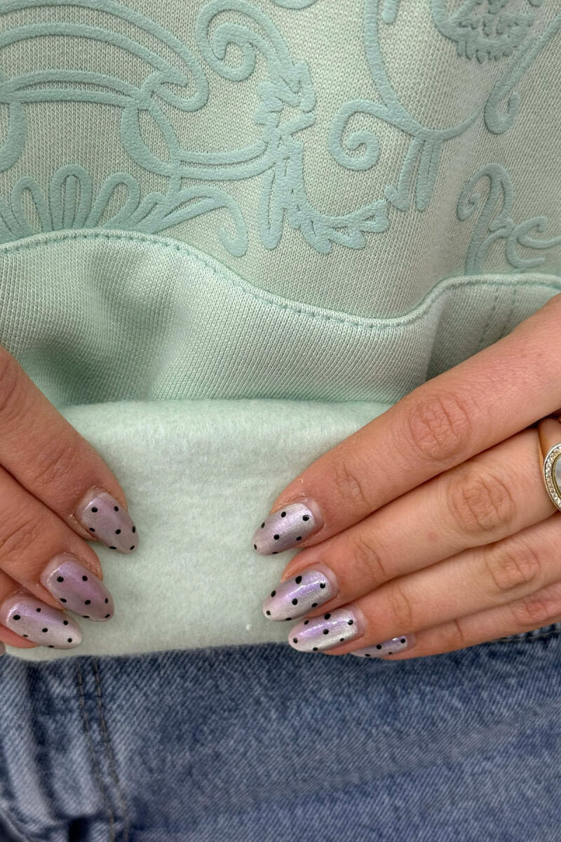 HOODIE NJENGJJYRESHE ME PUSH DHE DIZAJN LULESH PER FEMRA NE NGJYREN MENTE - 5