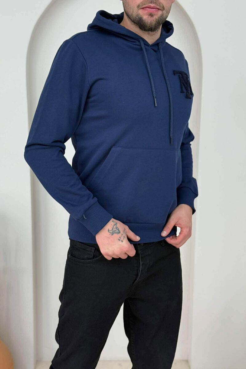 HOODIE NJËNGJYRËSHE ME LOGO TË THJESHTË PARA PËR MESHKUJ NË NGJYRËN BLU - 3