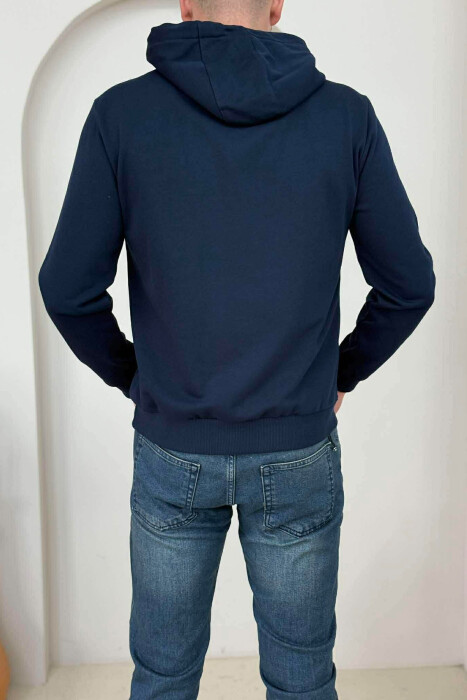 HOODIE NJËNGJYRËSHE ME LOGO TË THJESHTË PARA PËR MESHKUJ NË NGJYRËN BLU TË ERRËT - 4