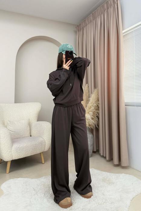 SET I THJESHTE NJE NGJYRESH HOODIE + TUTA PER FEMRA NE NGJYRE KAFE 