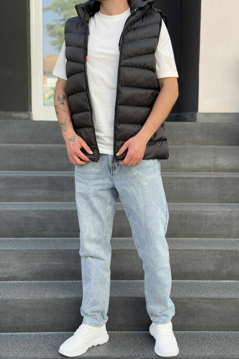 JELEK ME KAPUC DHE XHEPA ME ZINXHIR PËR MESHKUJ NË NGJYRËN E ZEZË - 11