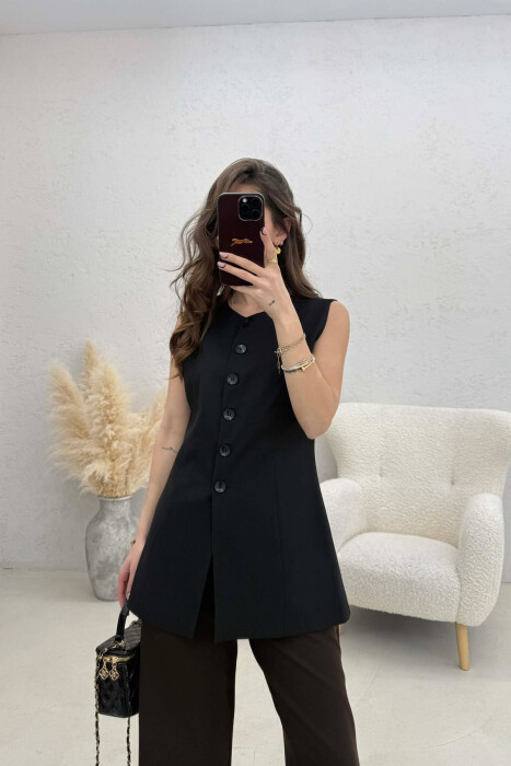 JELEK NJE NGJYRESH ME JAKE RRETHORE PER FEMRA NE NGJYRE TE ZEZE - 3