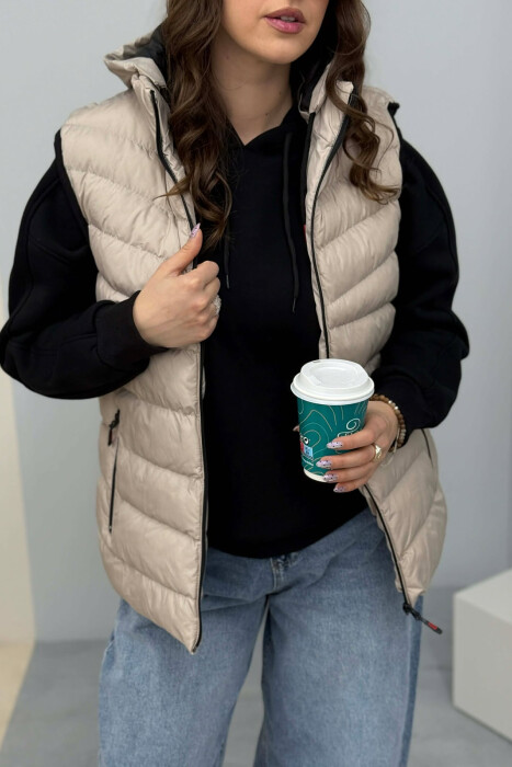 JELEK NJE NGJYRESH ME KAPUC PER FEMRA NË NGJYRE GRI - 4