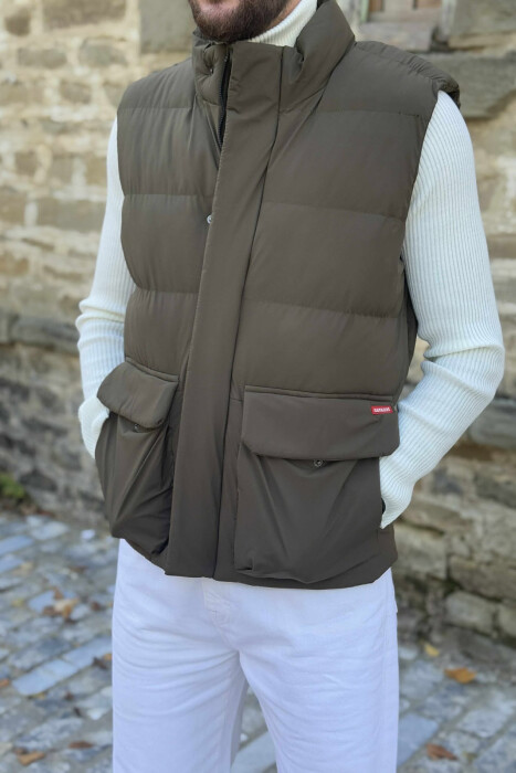 JELEK NJË NGJYRËSH ME ZINXHIR DHE ME DETAJIN E XHEPAVE PËR MESHKUJ NË NGJYRË JESHILE - 3