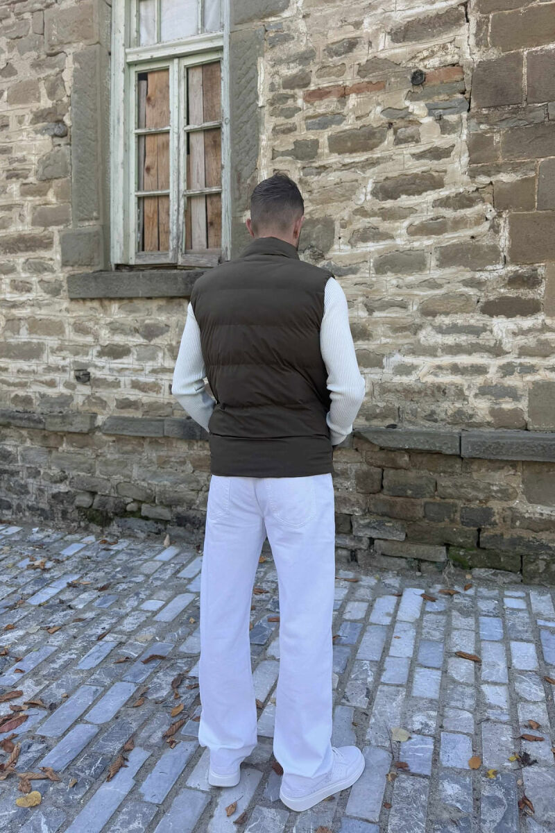 JELEK NJË NGJYRËSH ME ZINXHIR DHE ME DETAJIN E XHEPAVE PËR MESHKUJ NË NGJYRË JESHILE - 4