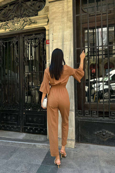 JUMPSUIT NJË NGJYRËSH I THJESHTË PËR FEMRA NË NGJYRËN KAFE - 8