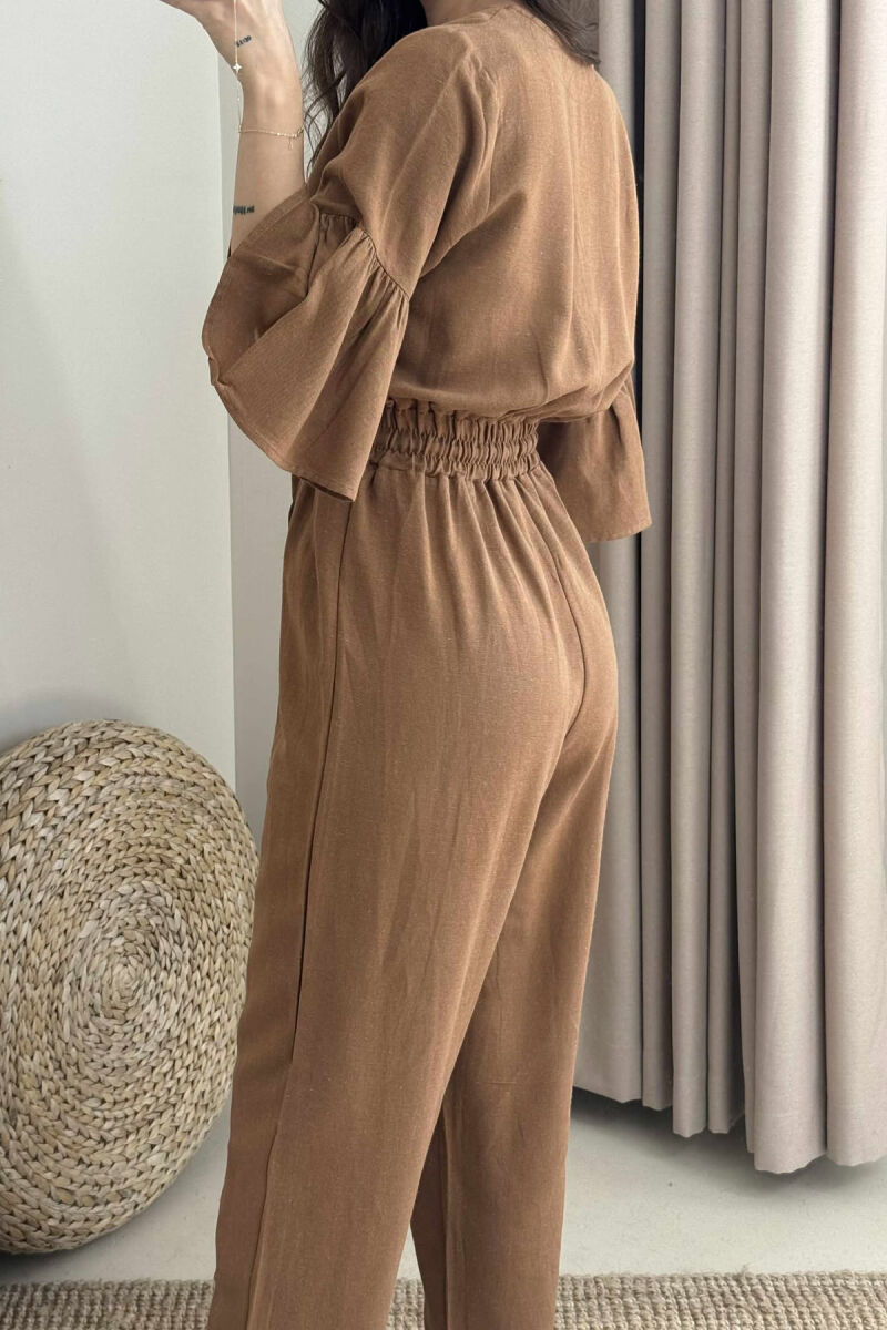 JUMPSUIT NJË NGJYRËSH I THJESHTË PËR FEMRA NË NGJYRËN KAFE - 7