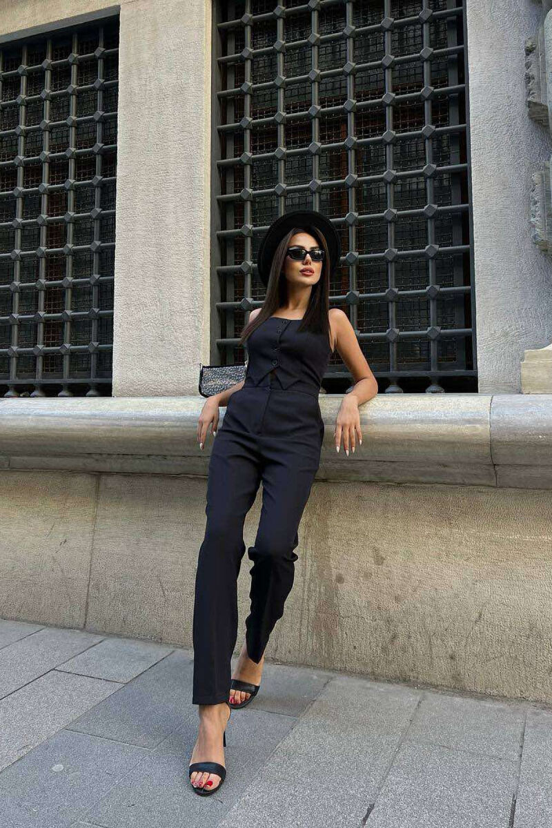 JUMPSUIT NJË NGJYRËSH KLASIK PËR FEMRA NË NGJYRËN E ZEZË - 1