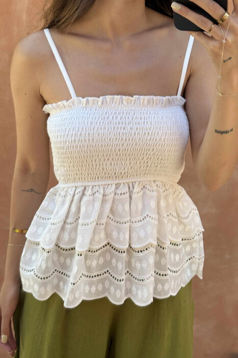 KANATIERE NJË NGJYRËSHE ME PALA PËR FEMRA NË NGJYRËN E BARDHË - 2