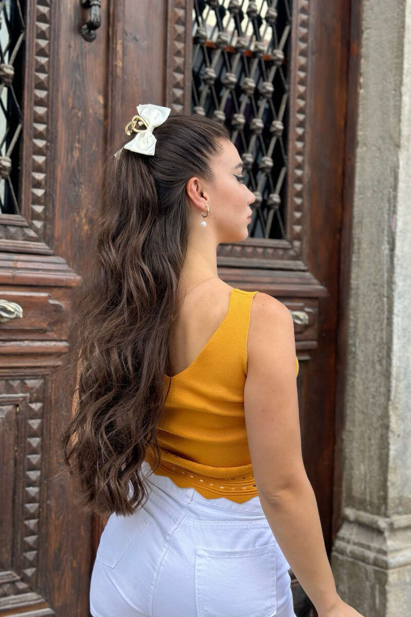 KANATJERE PËR FEMRA NË NGJYRËN E VERDHË - 3